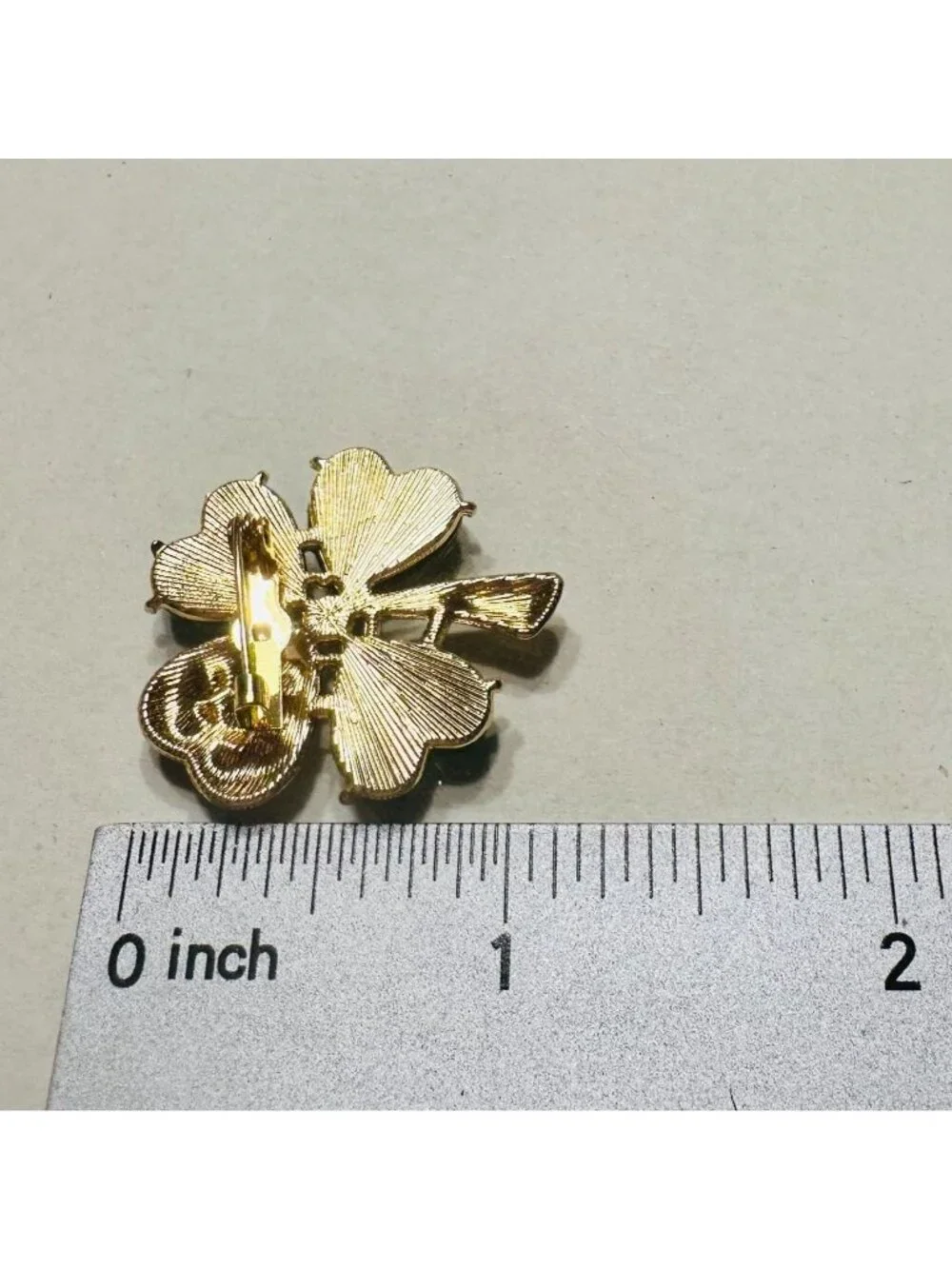 Lucky Four Leaf Clover Brooch Pin Green & Gold Shamrock